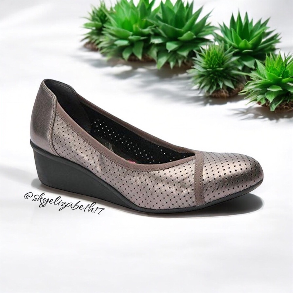 Ros Hommerson Pewter Perforated Leather ‘Evelyn’ Comfort Orthopedic Wedges, 8